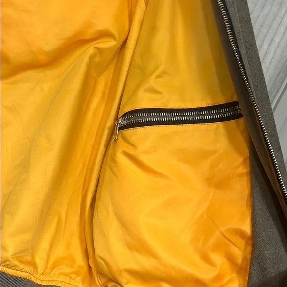 Tan Bomber Jacket with Minimalist Design - Picture 5 of 8